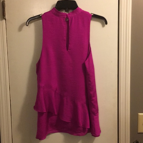 Top - Picture 2 of 2